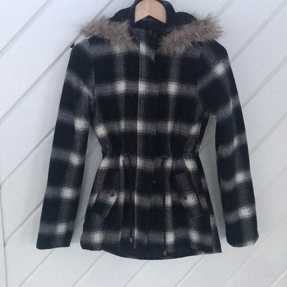 Mossimo Buffalo Plaid Jacket- fur hood!